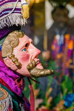 Use 16:9. Put Location URL below